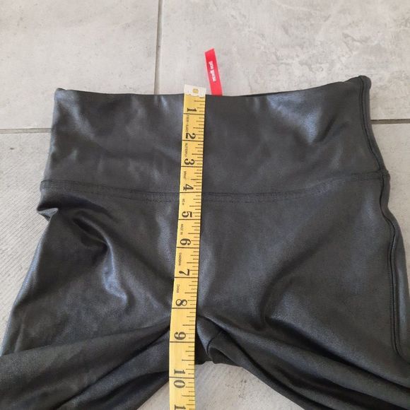 SPANX Faux Leather Leggings size s /sh/p - Picture 6 of 8